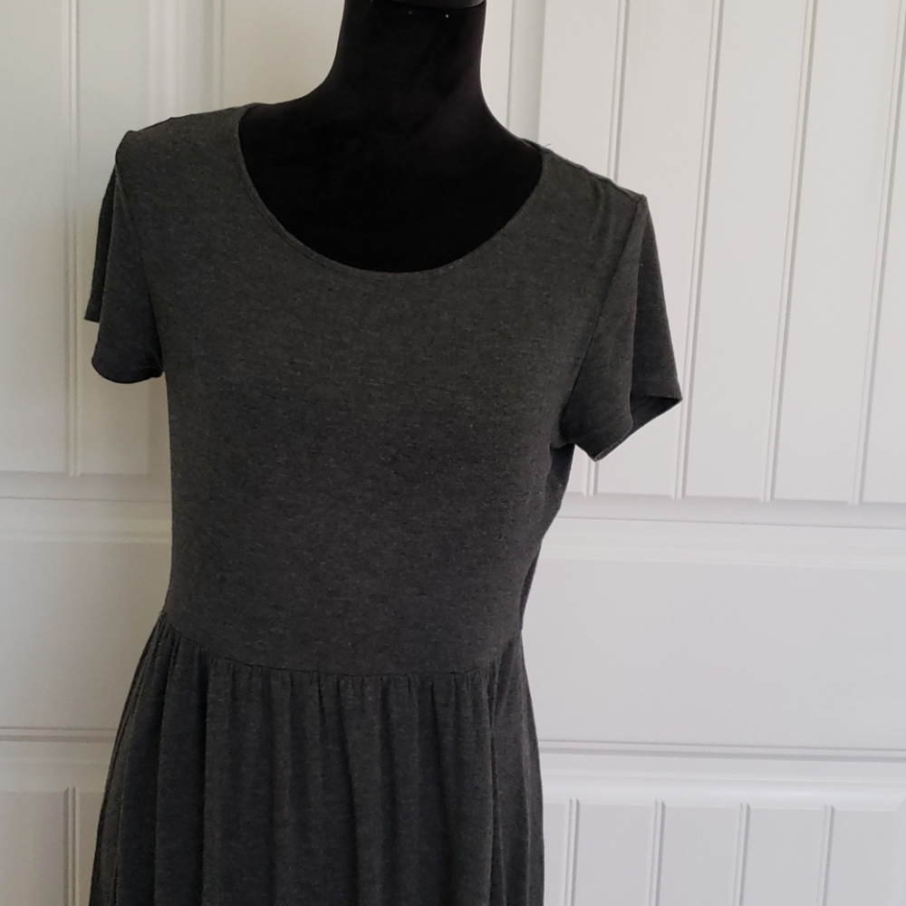 Dress - Picture 2 of 5